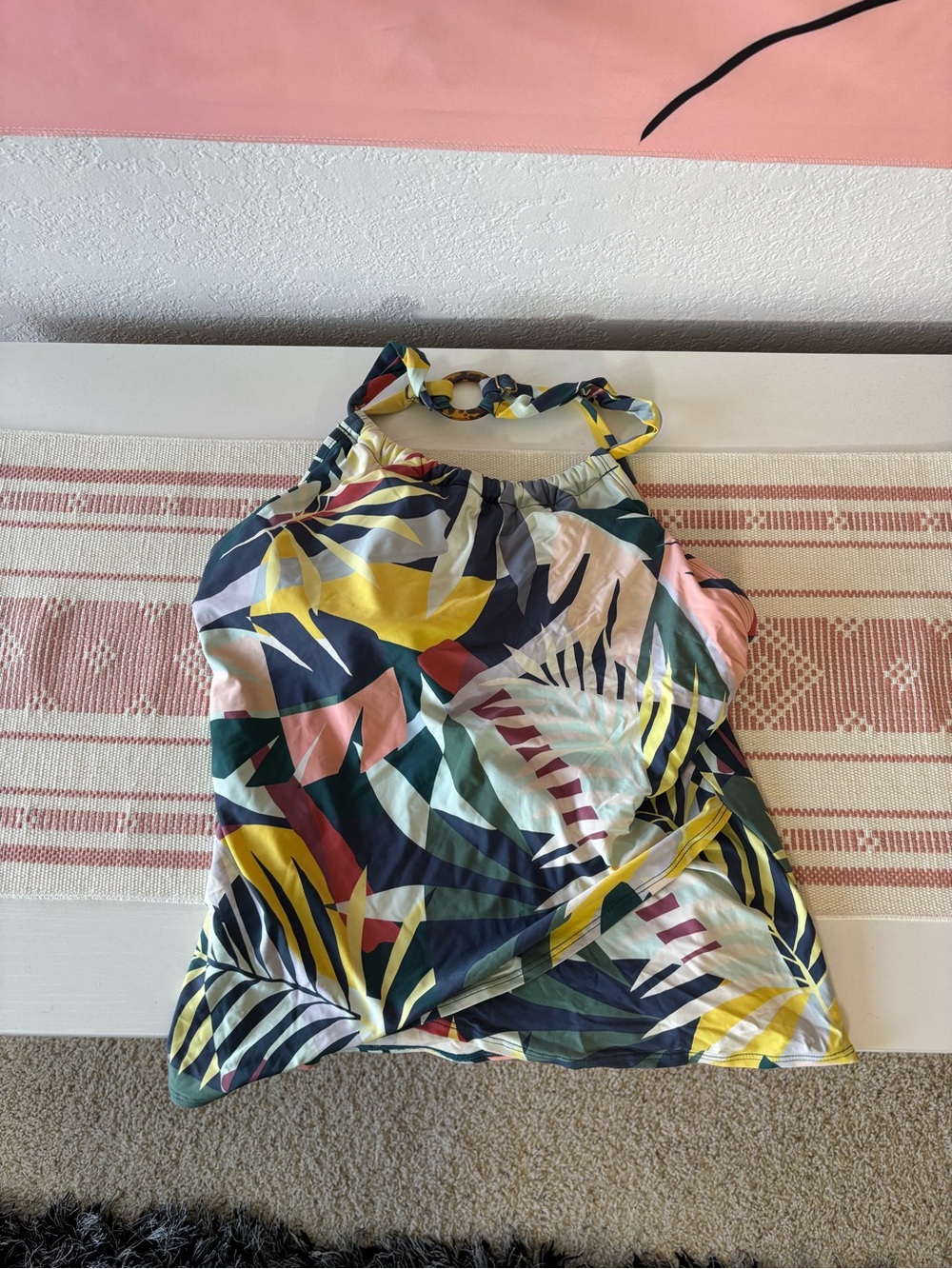 ‼️BUNDLE‼️ swimwear and a light pinkbucket hat